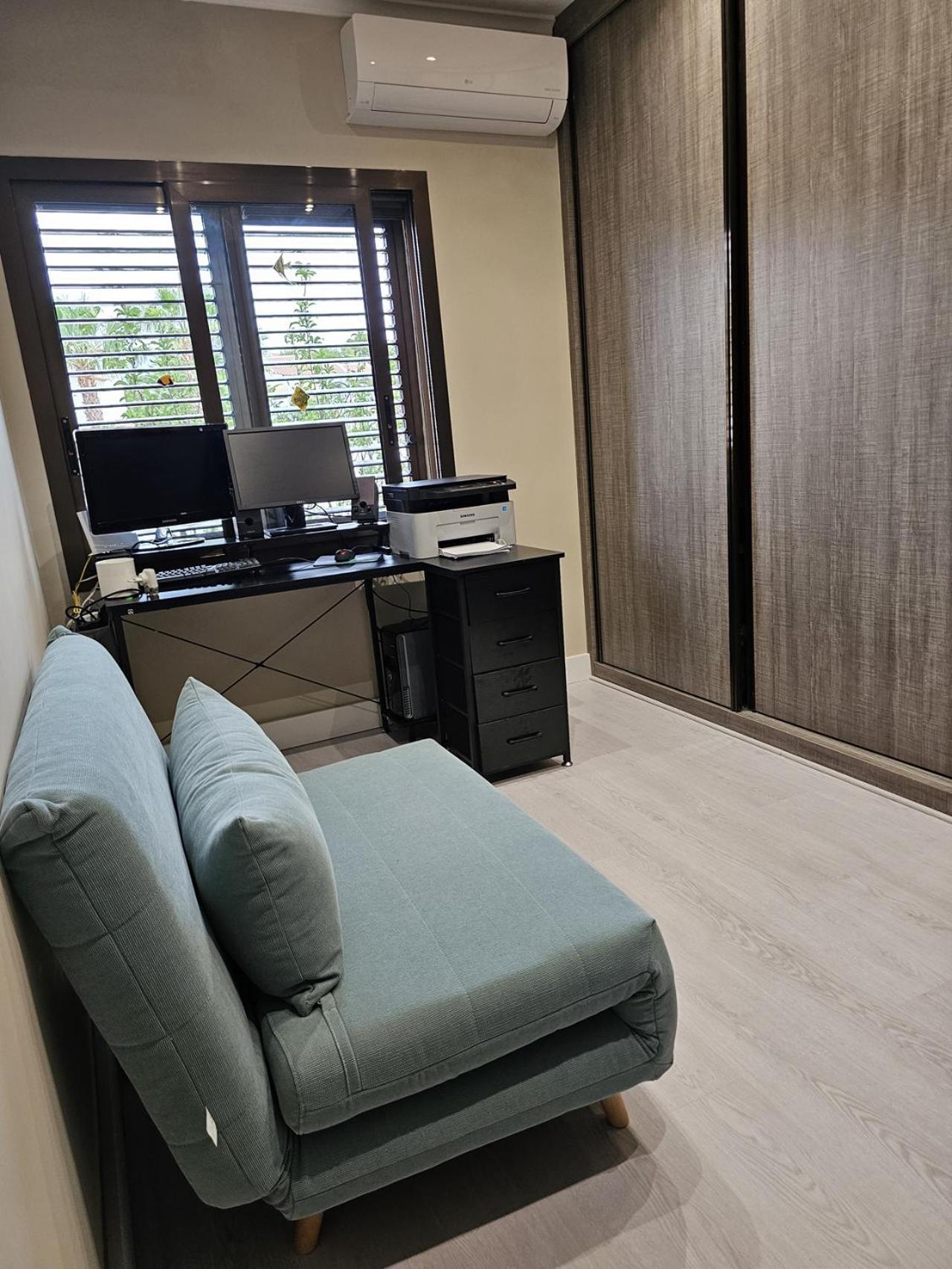 Luxury Villa - Pool, Hot Tub, Aircon, Tvs, Home Cinema, Office, Gbit Internet, Sports Equipment Κάλπε Εξωτερικό φωτογραφία